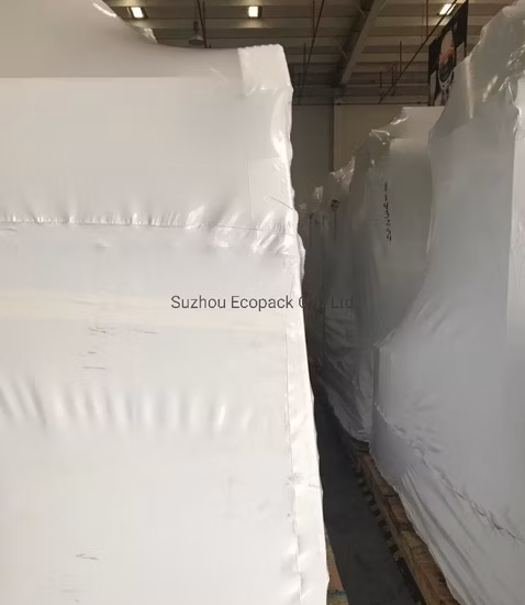 Les bâches de palette en plastique rétractables PE ignifuges couvrent le film plastique de barrière pour le bateau et la construction